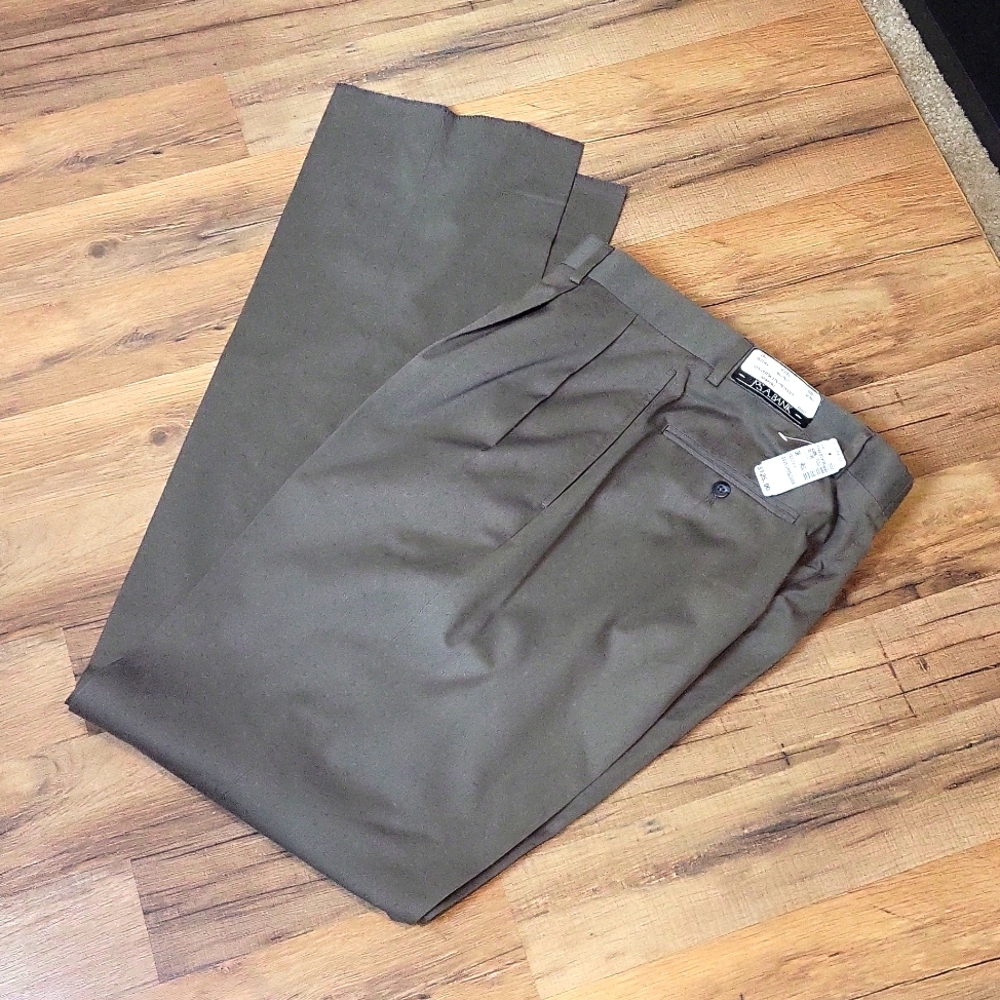 JOS.A.BANKS Olive Windsor Cotton Blend Executive Pant 34 Red Unhemed